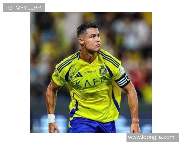 高清足球明星钞票图片展示珍藏版让你领略球场传奇魅力